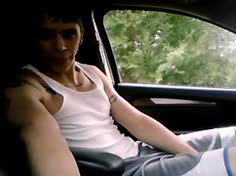 Hot Dude Jerks off in Car